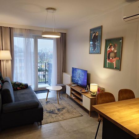 Harry'S Apartment/Centrum/Parking Wroclaw Bagian luar foto
